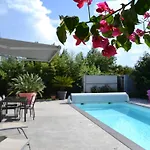 Contemporaine Avec Piscine Privee Et Climatisation A 15min Plages - Fr-1-529-251 *