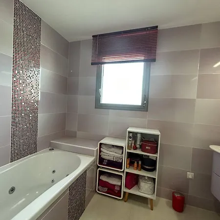 Vil·la Contemporaine Avec Piscine Privee Et Climatisation A 15min Plages - Fr-1-529-251