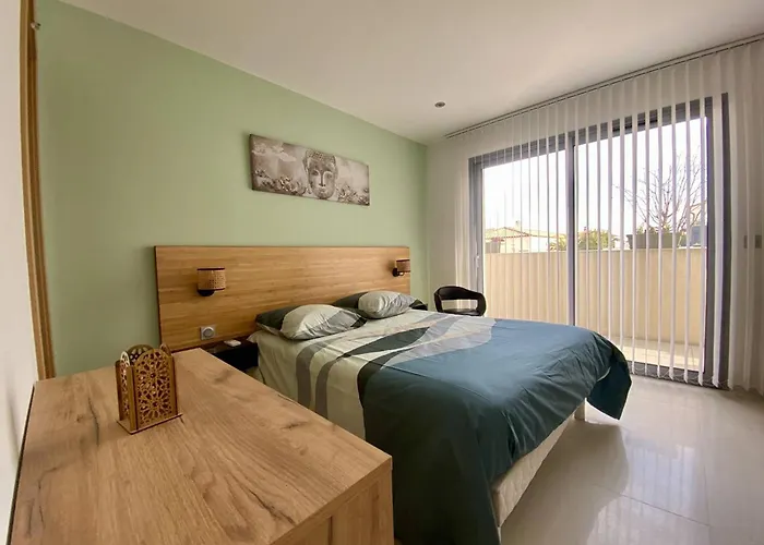 Contemporaine Avec Piscine Privee Et Climatisation A 15min Plages - Fr-1-529-251 Villa *