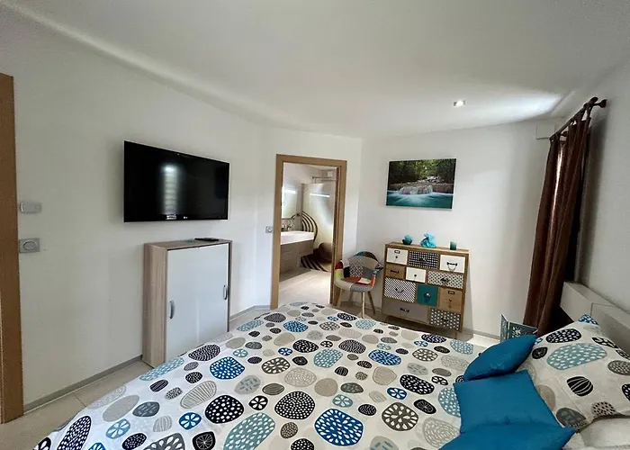 Contemporaine Avec Piscine Privee Et Climatisation A 15min Plages - Fr-1-529-251 Perpignan